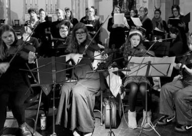 Hex choir and orchestra